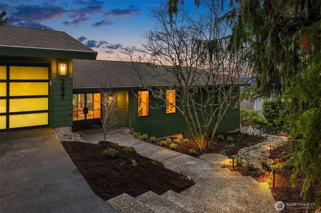 2627 96th Avenue NE, Clyde Hill, WA 98004