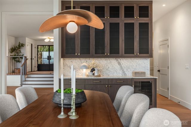 2627 96th Avenue NE, Clyde Hill, WA 98004