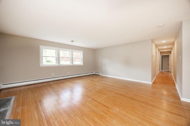 560 NORWOOD RD, Downingtown, PA 19335