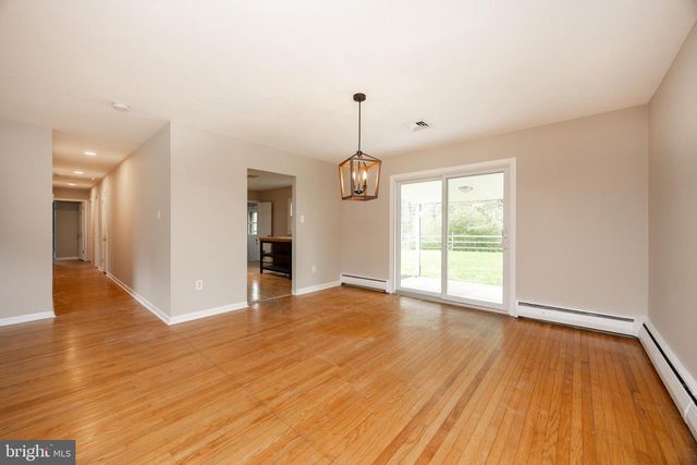 560 NORWOOD RD, Downingtown, PA 19335
