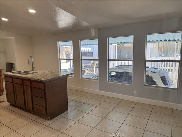 350 E San Jacinto 125, Perris, CA 92571
