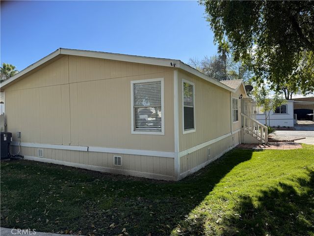 350 E San Jacinto 125, Perris, CA 92571