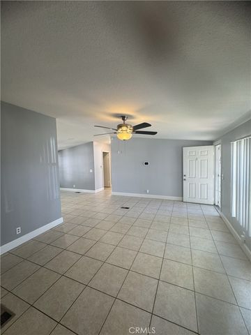 350 E San Jacinto 125, Perris, CA 92571