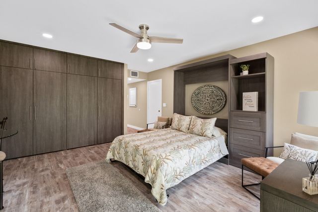 11863 Wimbledon Circle 438, Wellington, FL 33414