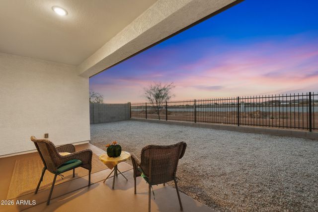 15540 W SMOKETREE Drive, Surprise, AZ 85387