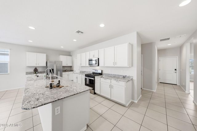 15540 W SMOKETREE Drive, Surprise, AZ 85387