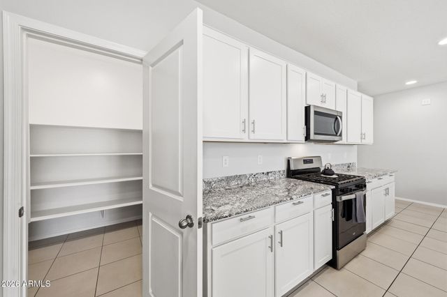 15540 W SMOKETREE Drive, Surprise, AZ 85387