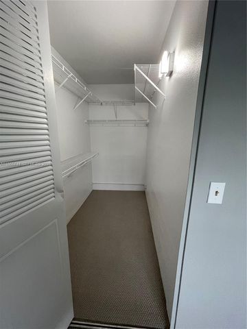 101 Brittany C C, Delray Beach, FL 33446