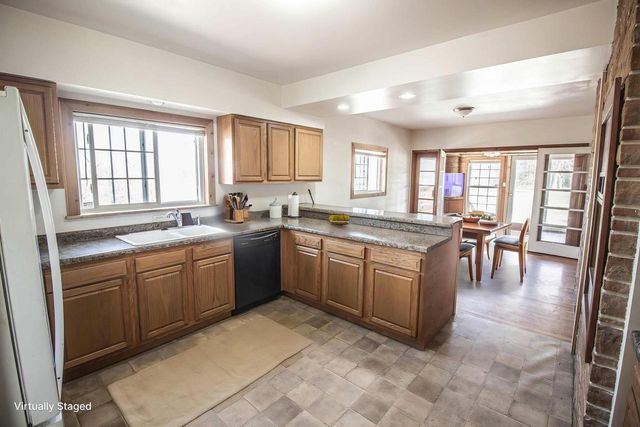 3919 Sunset ROAD, Sheboygan, WI 53081