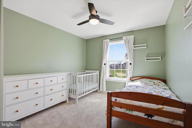 2429 SPRING WATER CIR, Lancaster, PA 17601