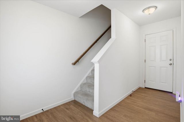 2429 SPRING WATER CIR, Lancaster, PA 17601