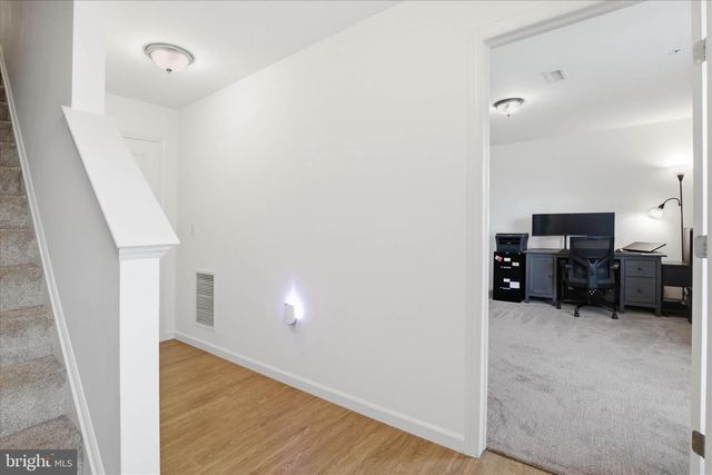 2429 SPRING WATER CIR, Lancaster, PA 17601