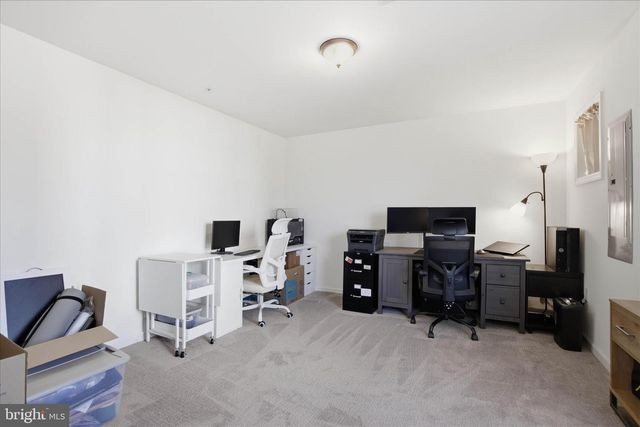 2429 SPRING WATER CIR, Lancaster, PA 17601