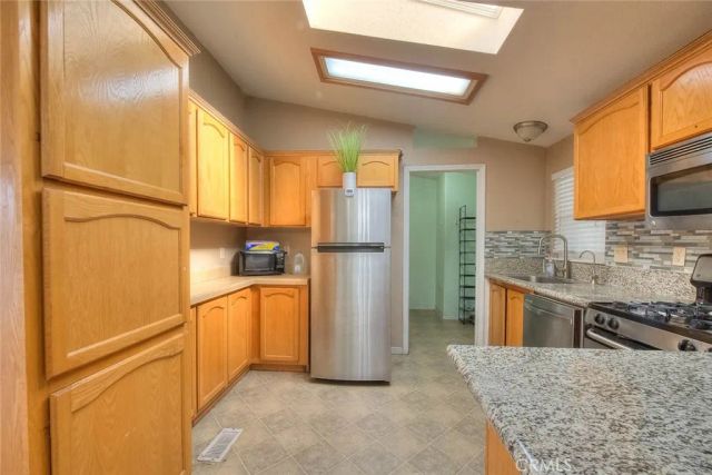 10800 Dale Avenue 110, Stanton, CA 90680