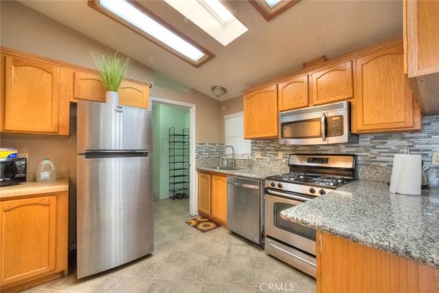 10800 Dale Avenue 110, Stanton, CA 90680