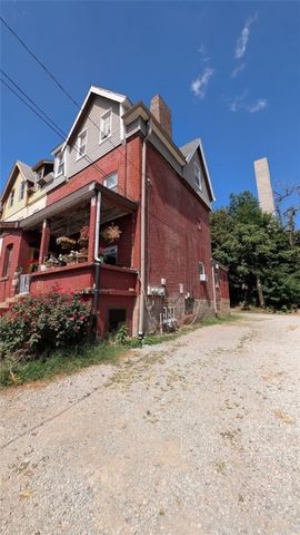 211 Coltart Ave, Oakland, PA 15213