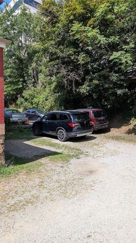 211 Coltart Ave, Oakland, PA 15213