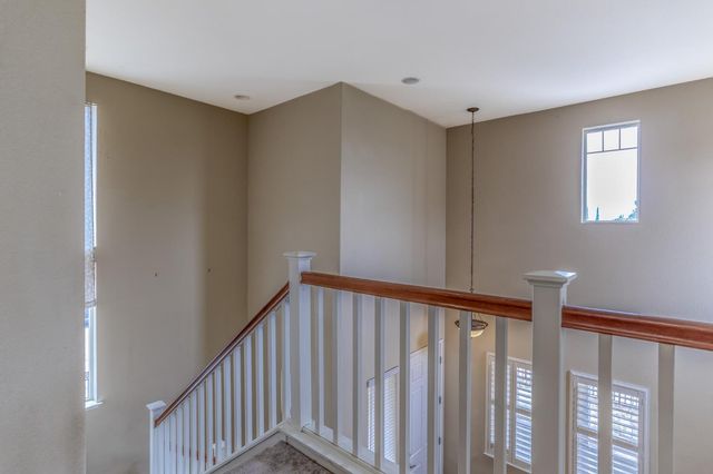 188 Thomsen Rd, Lathrop, CA 95330