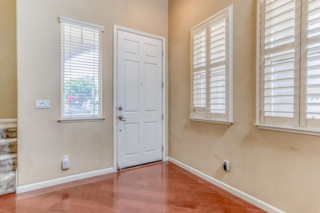 188 Thomsen Rd, Lathrop, CA 95330
