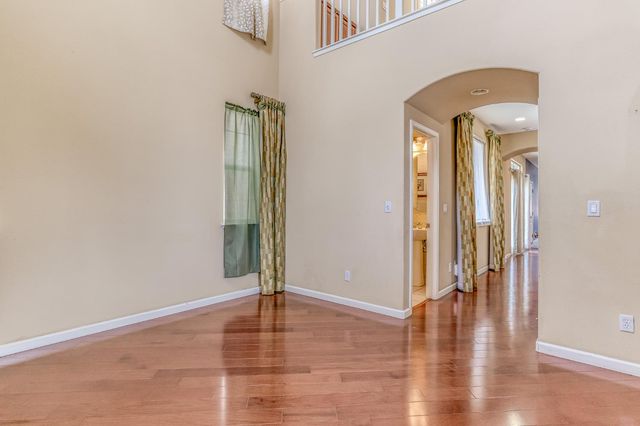188 Thomsen Rd, Lathrop, CA 95330