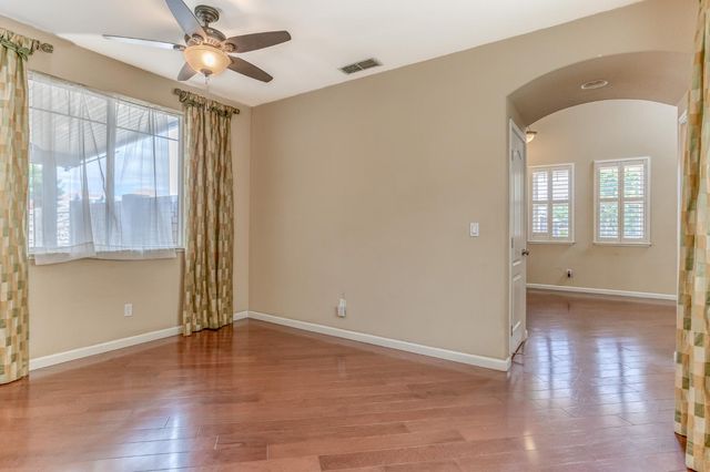 188 Thomsen Rd, Lathrop, CA 95330