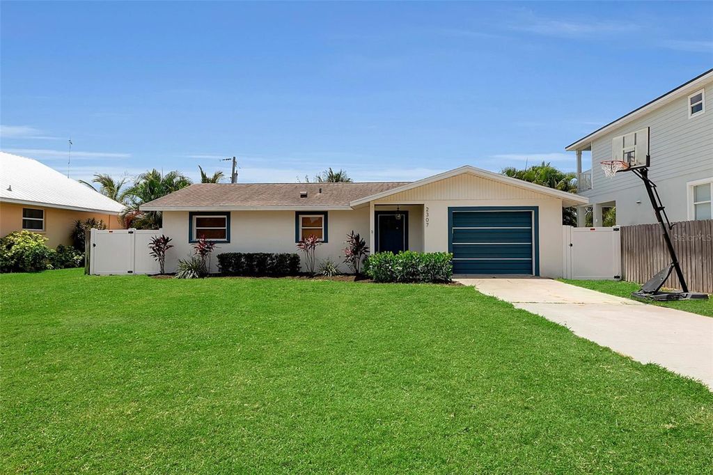 2307 10TH STREET W, Palmetto, FL 34221