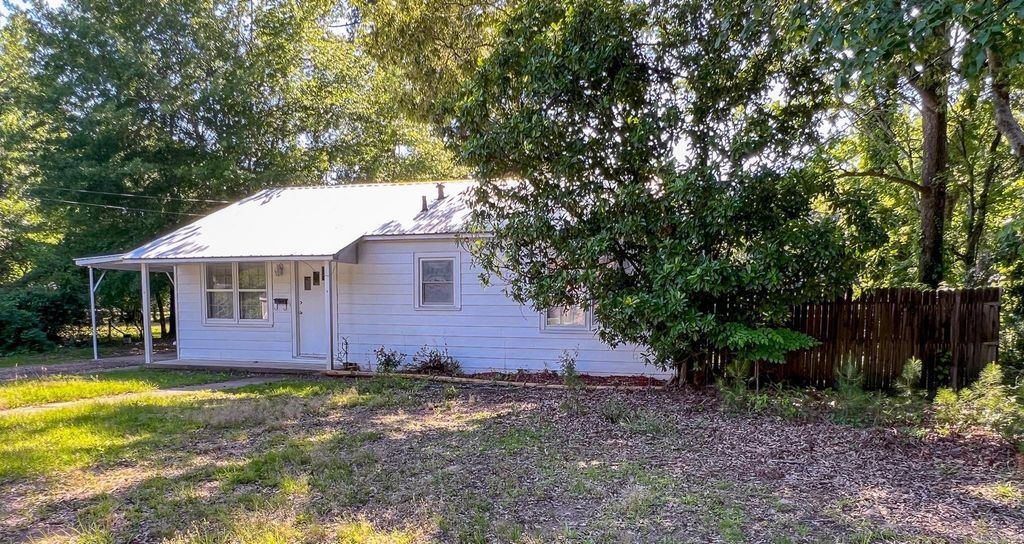 249 N 23rd Street, Arkadelphia, AR 71923