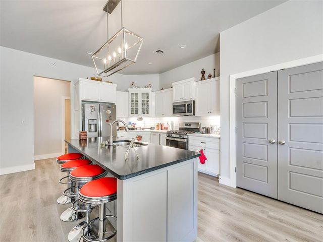 1412 NW 17th Place, Newcastle, OK 73065