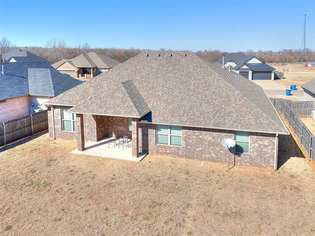 1412 NW 17th Place, Newcastle, OK 73065
