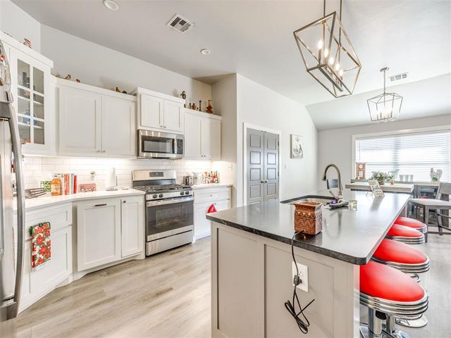 1412 NW 17th Place, Newcastle, OK 73065