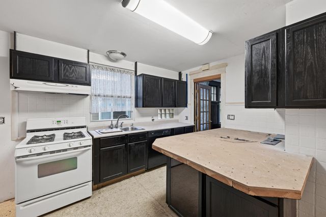 723 2nd Street NE, Minneapolis, MN 55413