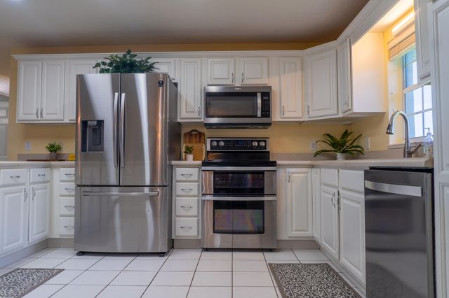 5264 SE 42nd Street, Okeechobee, FL 34974