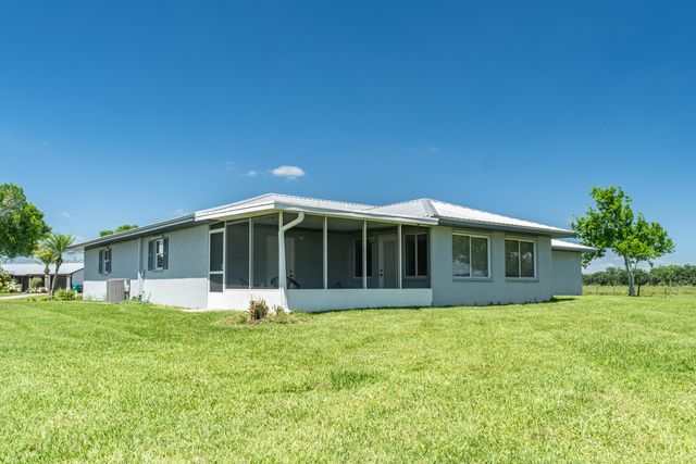 5264 SE 42nd Street, Okeechobee, FL 34974