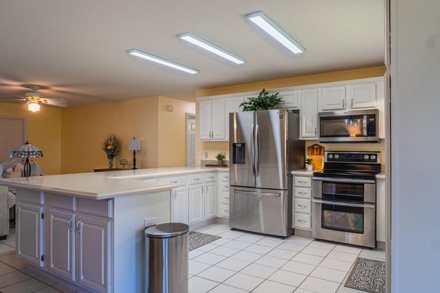 5264 SE 42nd Street, Okeechobee, FL 34974