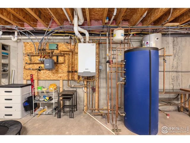 108 Lonestar Rd, Lyons, CO 80540