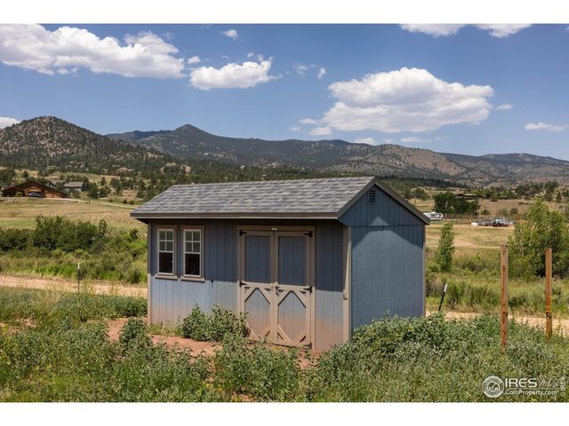 108 Lonestar Rd, Lyons, CO 80540