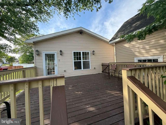 1205 GREYSTONE RD, Baltimore, MD 21227