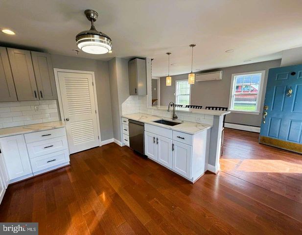 1205 GREYSTONE RD, Baltimore, MD 21227