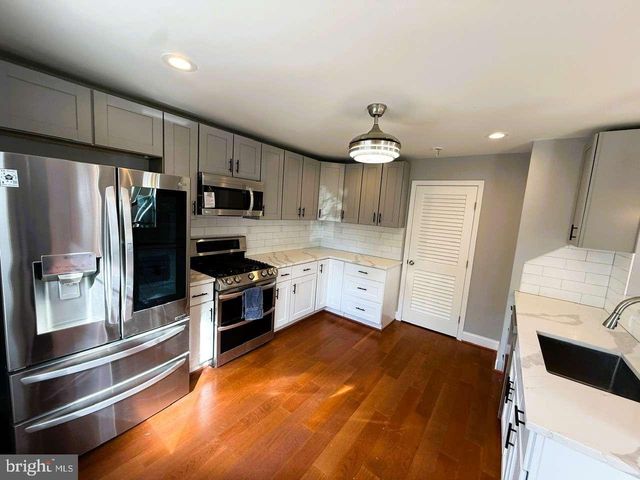 1205 GREYSTONE RD, Baltimore, MD 21227