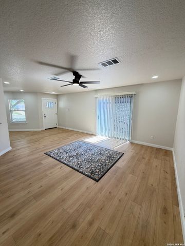 11020 Monahan, San Antonio, TX 78254