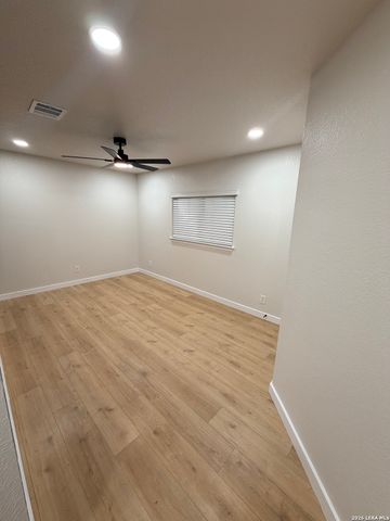 11020 Monahan, San Antonio, TX 78254