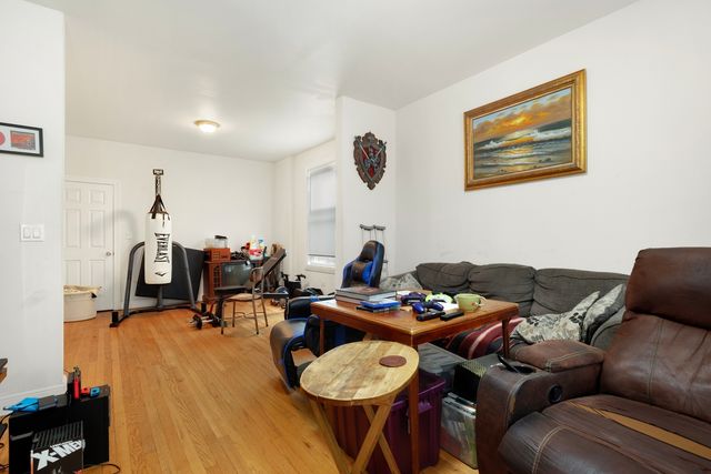7145 S King Drive, Chicago, IL 60619