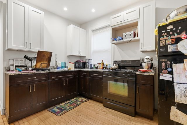 7145 S King Drive, Chicago, IL 60619
