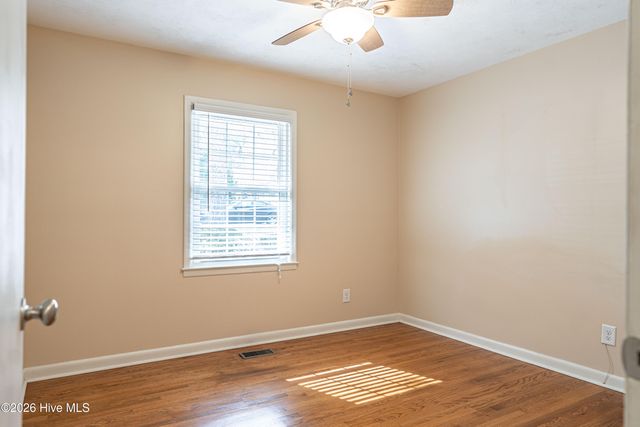 160 W Delaware Avenue, Southern Pines, NC 28387