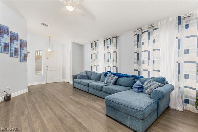 10133 Barrel Ridge Street, Las Vegas, NV 89183