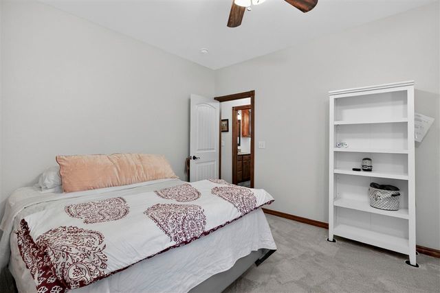 413 E Lake Dr, Medicine Park, OK 73557