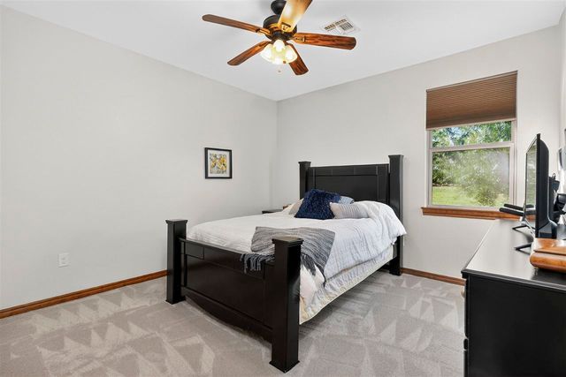 413 E Lake Dr, Medicine Park, OK 73557