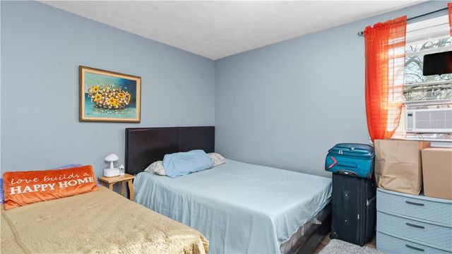 27 Gillen Avenue 207B, North Providence, RI 02904