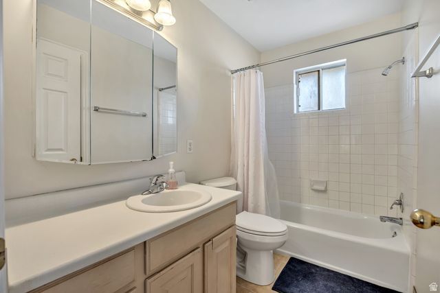 462 S PITFORD DR, Centerville, UT 84014