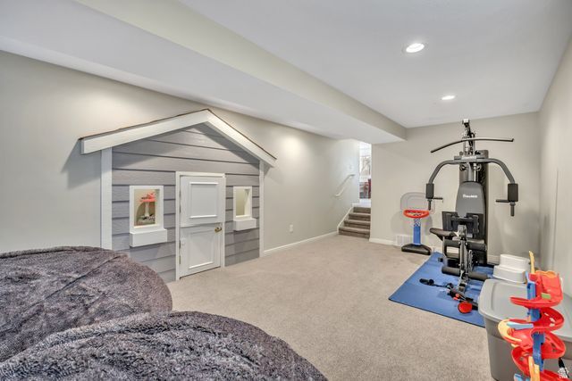 462 S PITFORD DR, Centerville, UT 84014